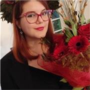 Laureata in Lingue Straniere, specializzata in Inglese, cerca studenti, sia online che in presenza
